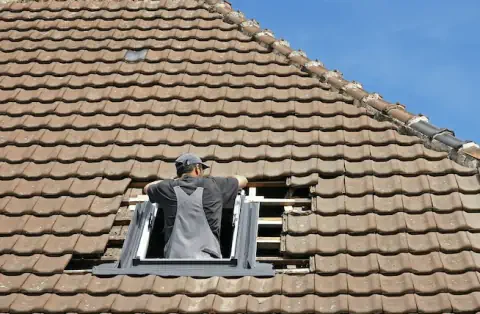 Pose de velux - Suilly-la-Tour